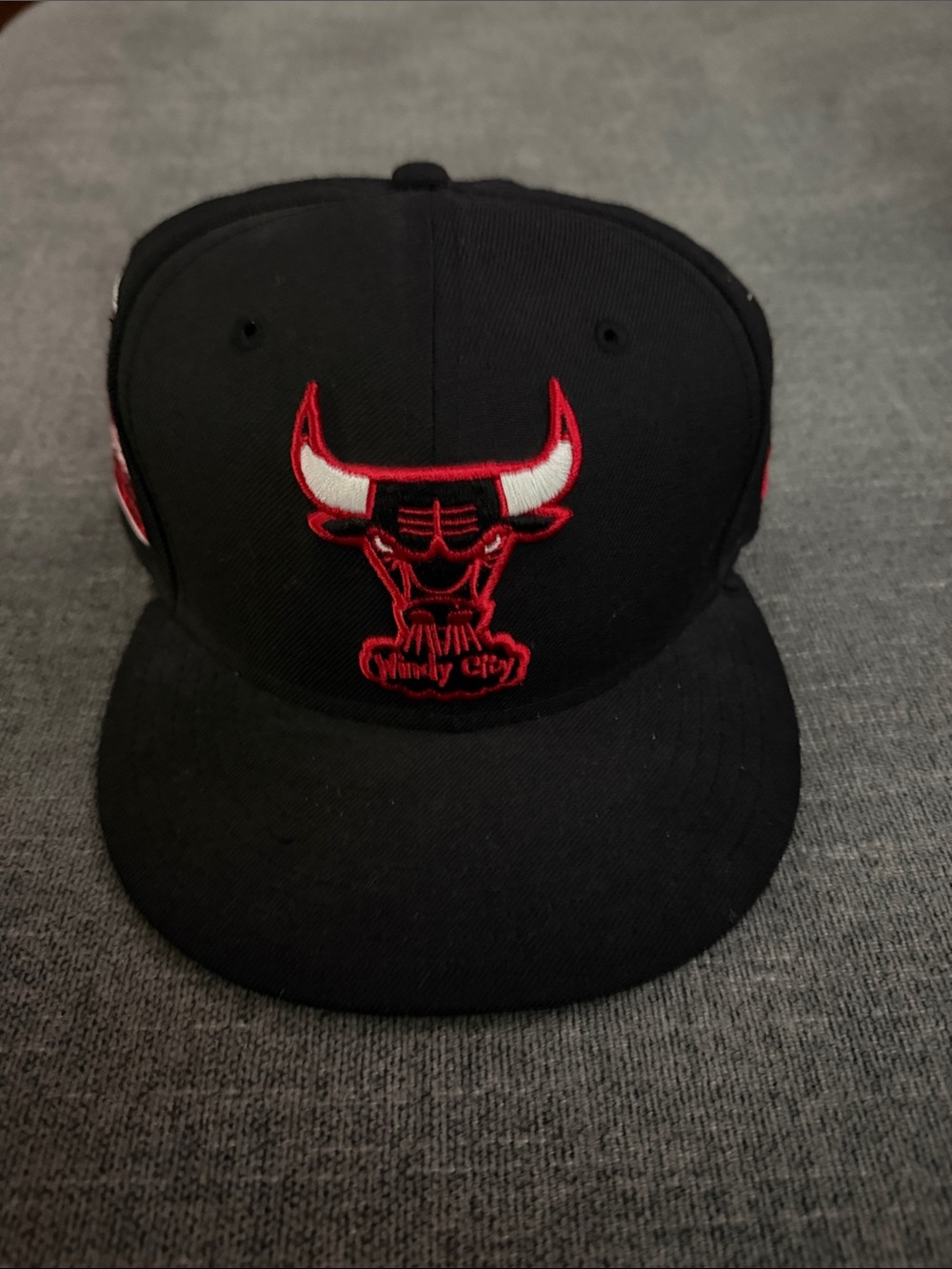 Chicago Bulls Black Red Snapback Hat